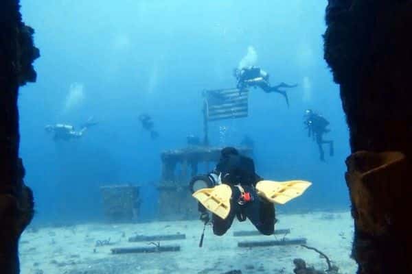 small group scuba diving tour florida keys